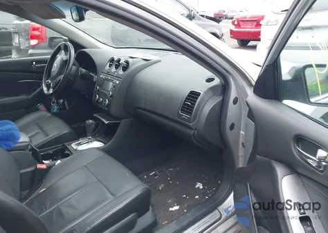 2010 Nissan Altima 2.5 S z USA, uszkodzony, nr VIN 1N4AL2AP1AN467117